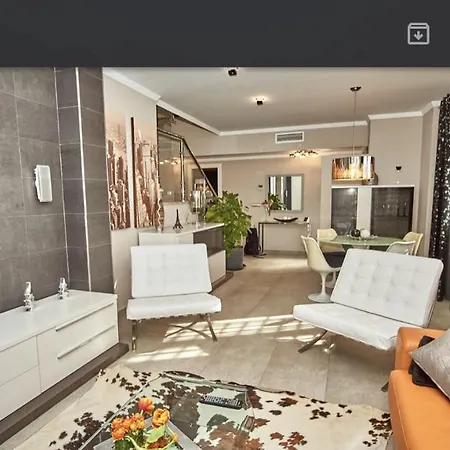 De Lujo Villa