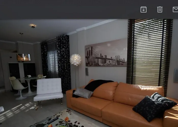 Vila De Lujo *